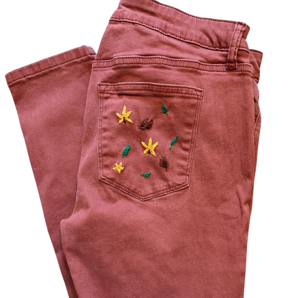 Red Sonoma Skinny Jeans Handmade Fall Embroidery size 8